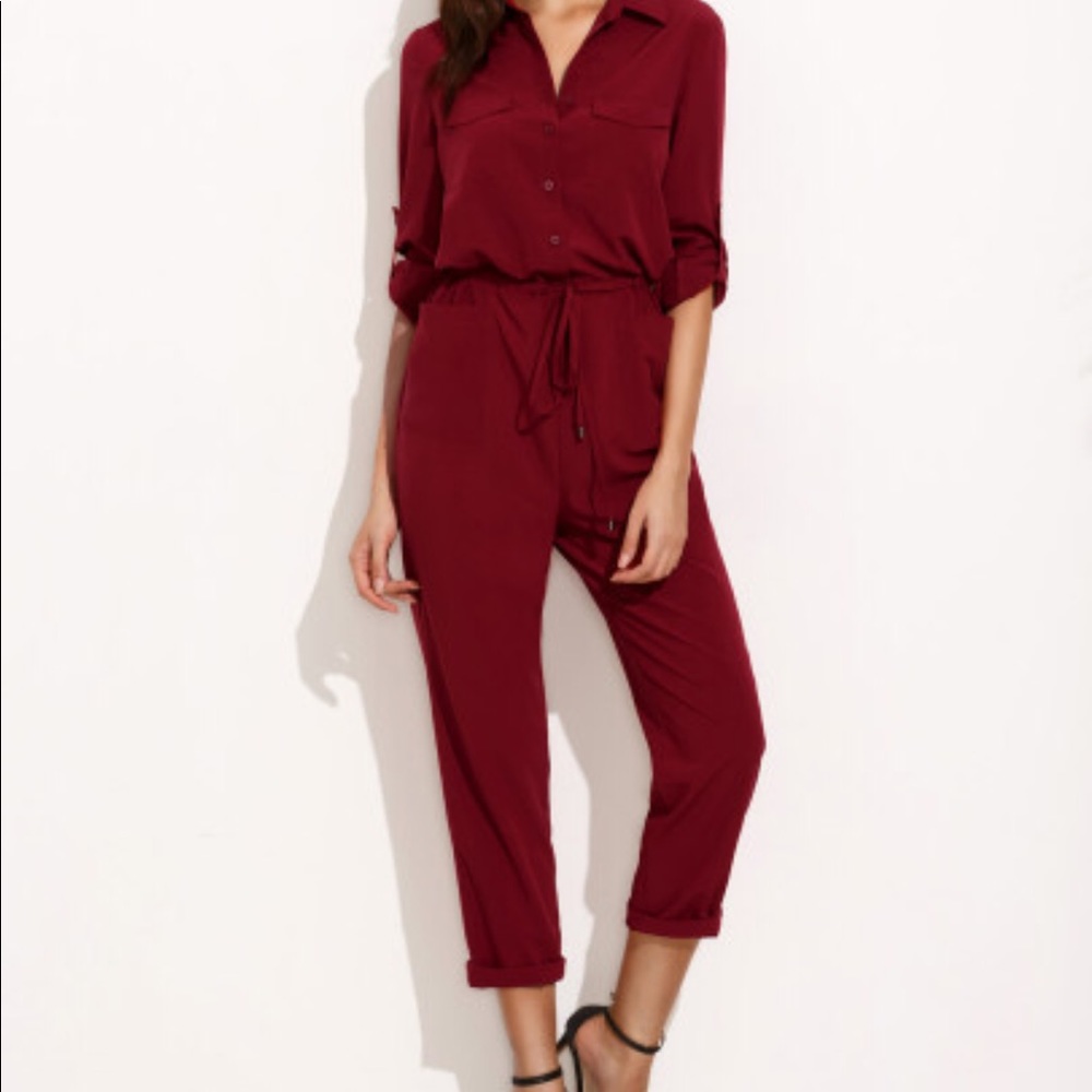 Long sleeves jumper. Relish wine color.